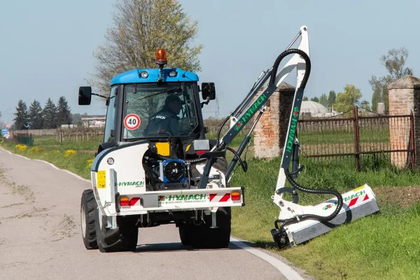 Slim and Compact Rear-Mounted Brush Cutter Arm: Hymach Evidenza