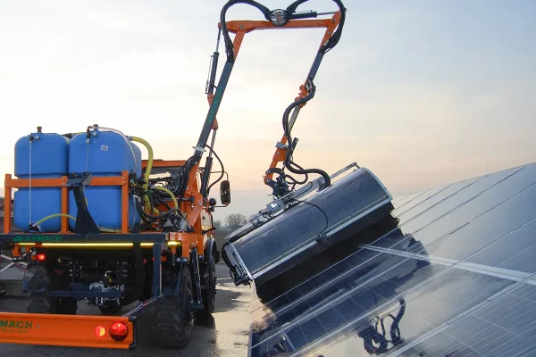 SolarClean Cleaning Machine for Photovoltaic and Solar Panels, Hymach 8