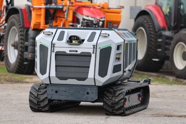 Hymach HERBHY X75 Radio-Controlled Self-Propelled Tool-Carrying Robot (1)_1200x900