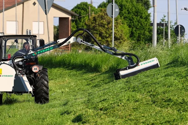 hymach-snappy-compact-rear-mounted-brushcutter-arm-highlight-1920